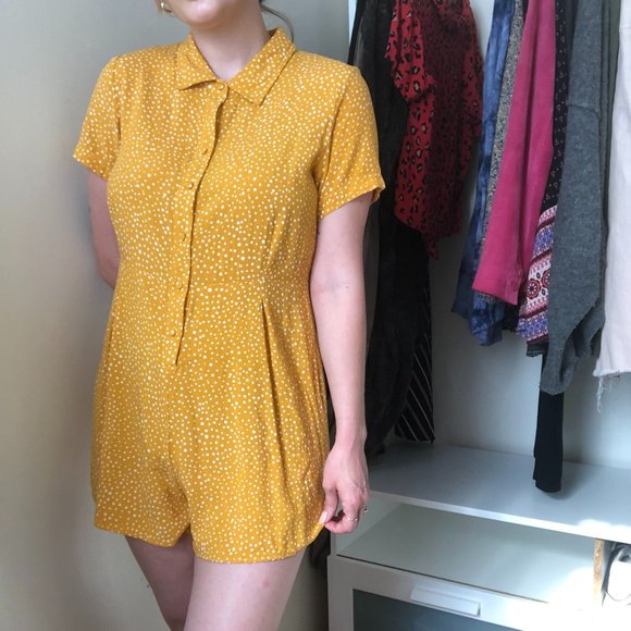 Summery Yellow Romper - Picture 4 of 5